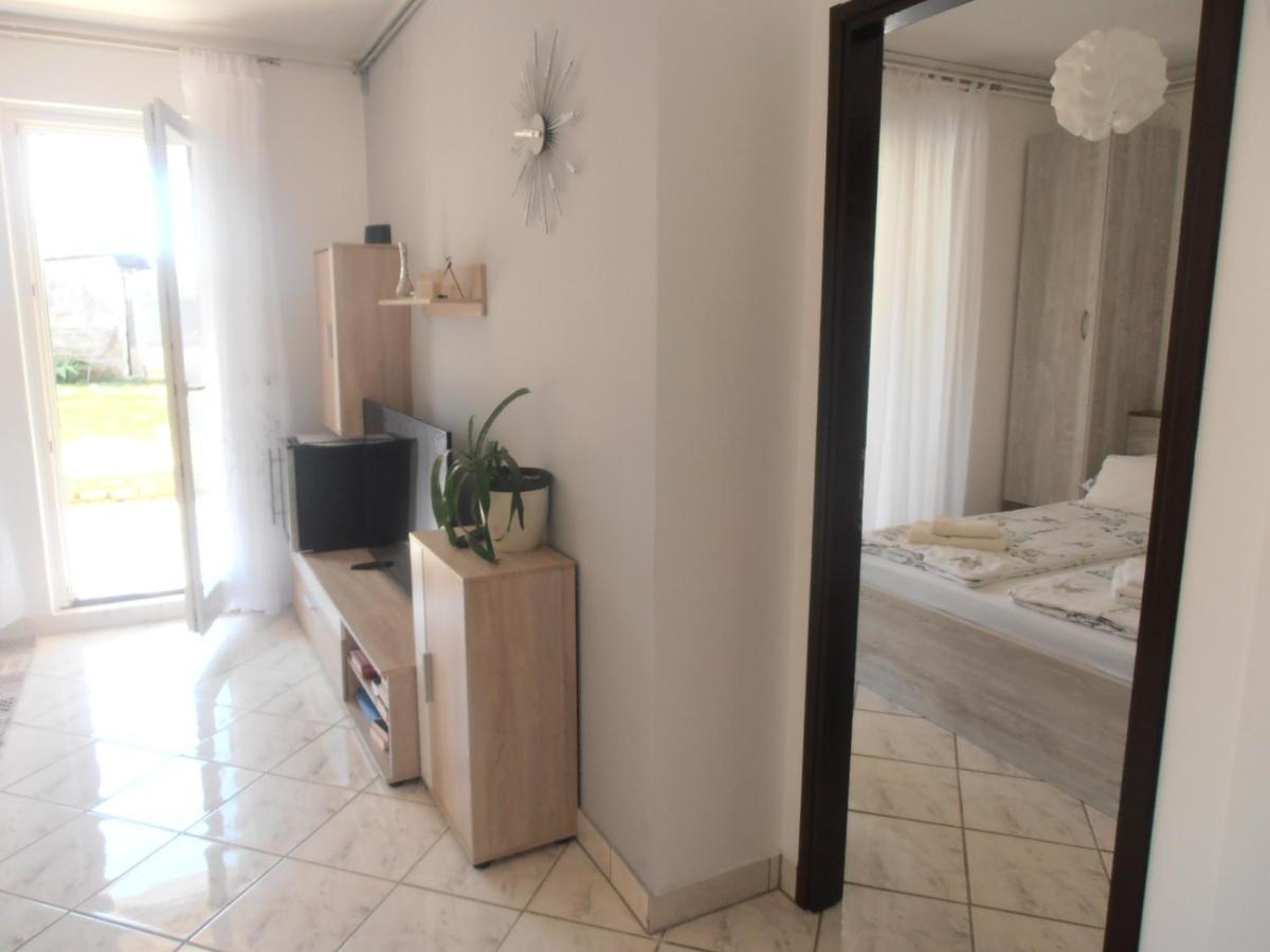Apartment Steblaj Pula Extérieur photo