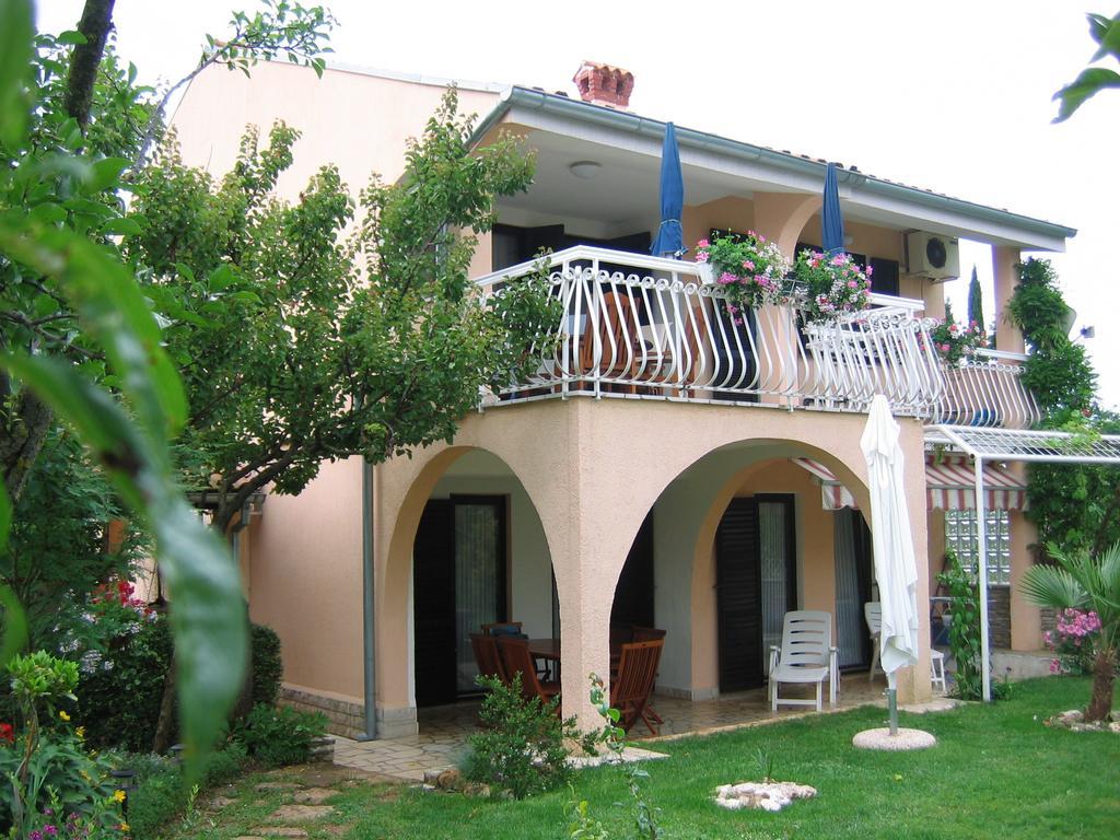 Apartment Steblaj Pula Chambre photo