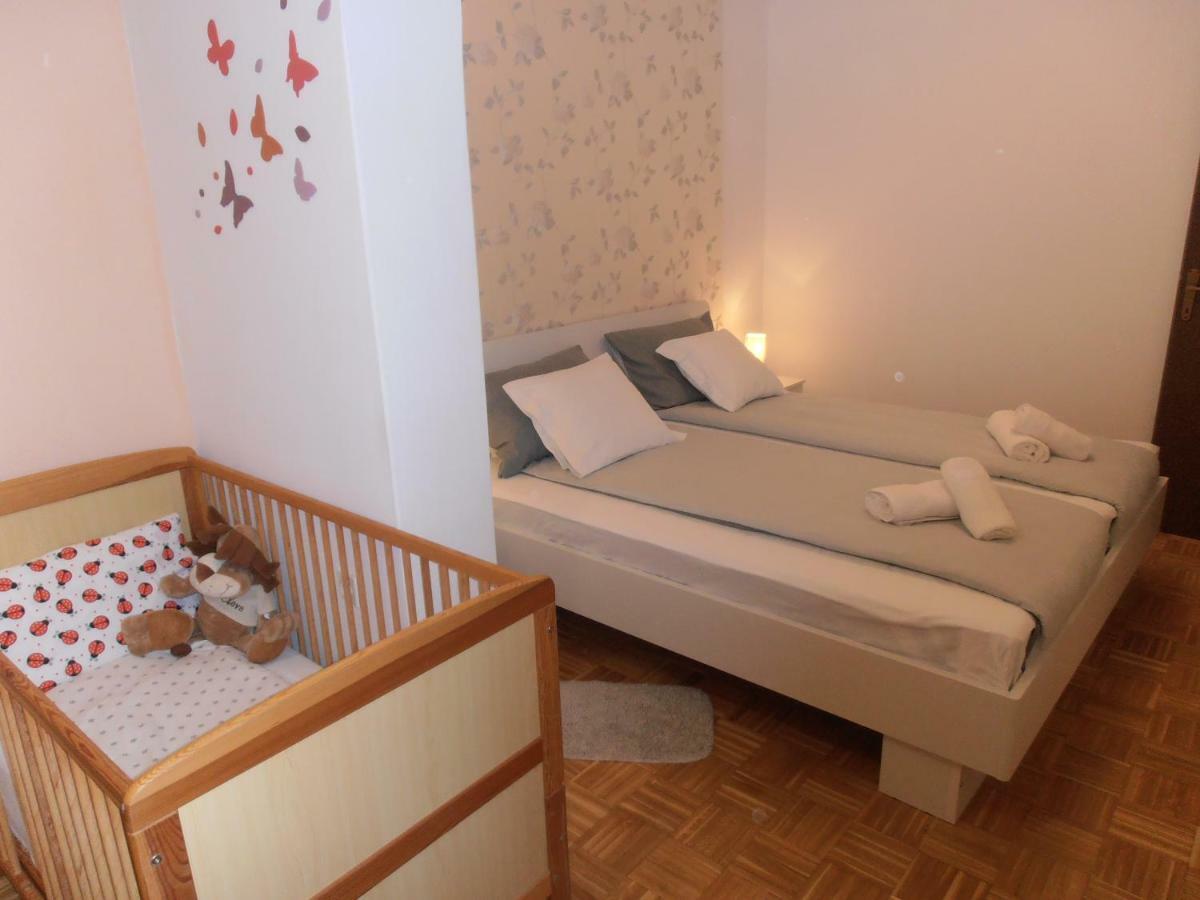 Apartment Steblaj Pula Extérieur photo
